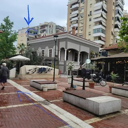 @bazaar * Tirana