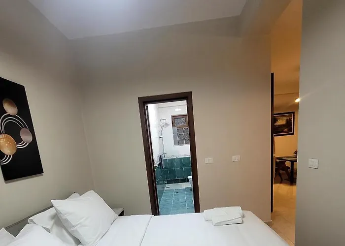 @bazaar تيرانا